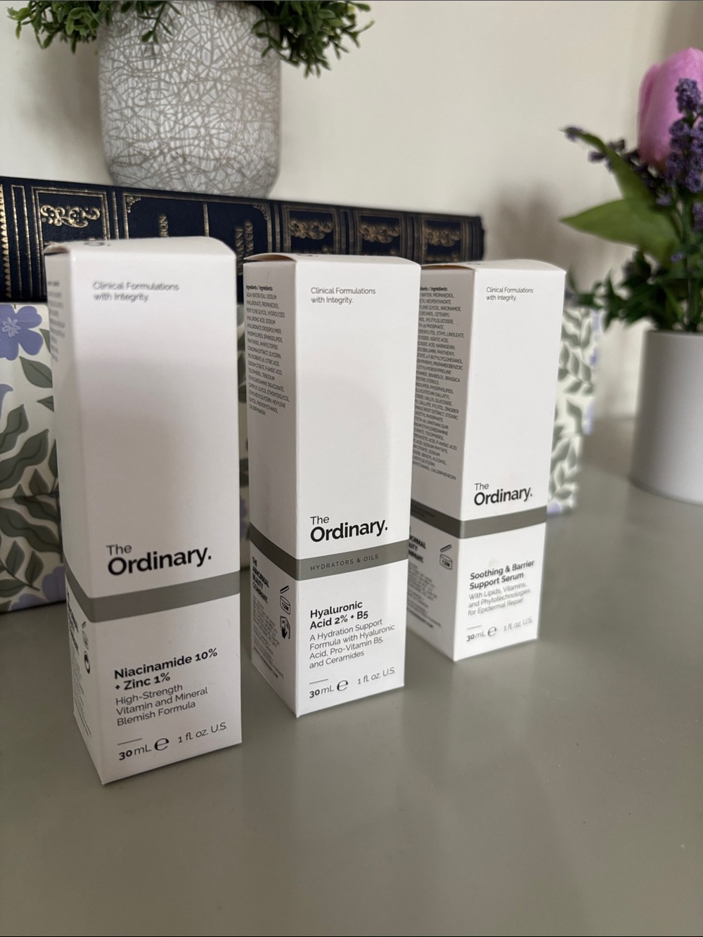 The Ordinary Niacinamide 10% Hyaluronic Acid 2% + Soothing Barrier Support NEW